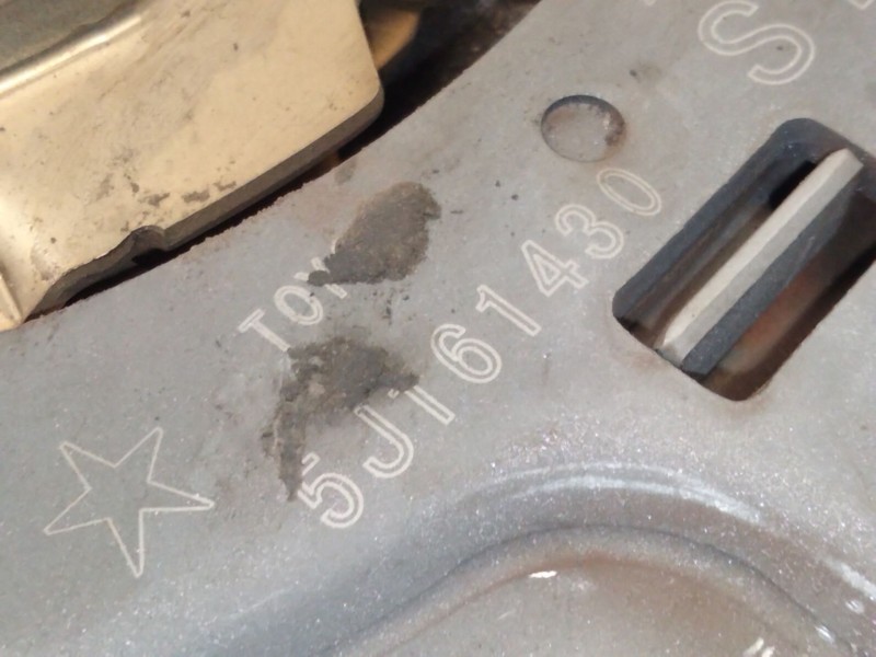 Recambio de volante motor para toyota auris station wagon (_e18_) 1.8 hybrid (zwe186_) referencia OEM IAM 5J161430  