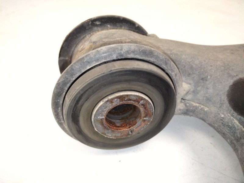 Recambio de brazo suspension inferior delantero derecho para mazda cx-5 (ke, gh) 2.2 d (ke2fw) referencia OEM IAM D24H34300  