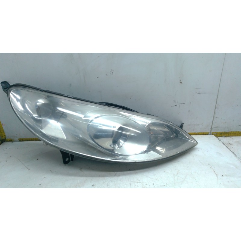 Recambio de faro derecho para peugeot 407 (6d_) 2.0 hdi 135 (6drhrh, 6drhre, 6drhrg, 6drhrj) referencia OEM IAM 9660235980  