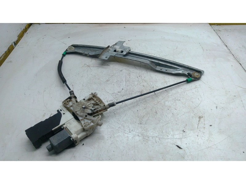 Recambio de elevalunas delantero derecho para peugeot 407 (6d_) 2.0 hdi 135 (6drhrh, 6drhre, 6drhrg, 6drhrj) referencia OEM IAM 