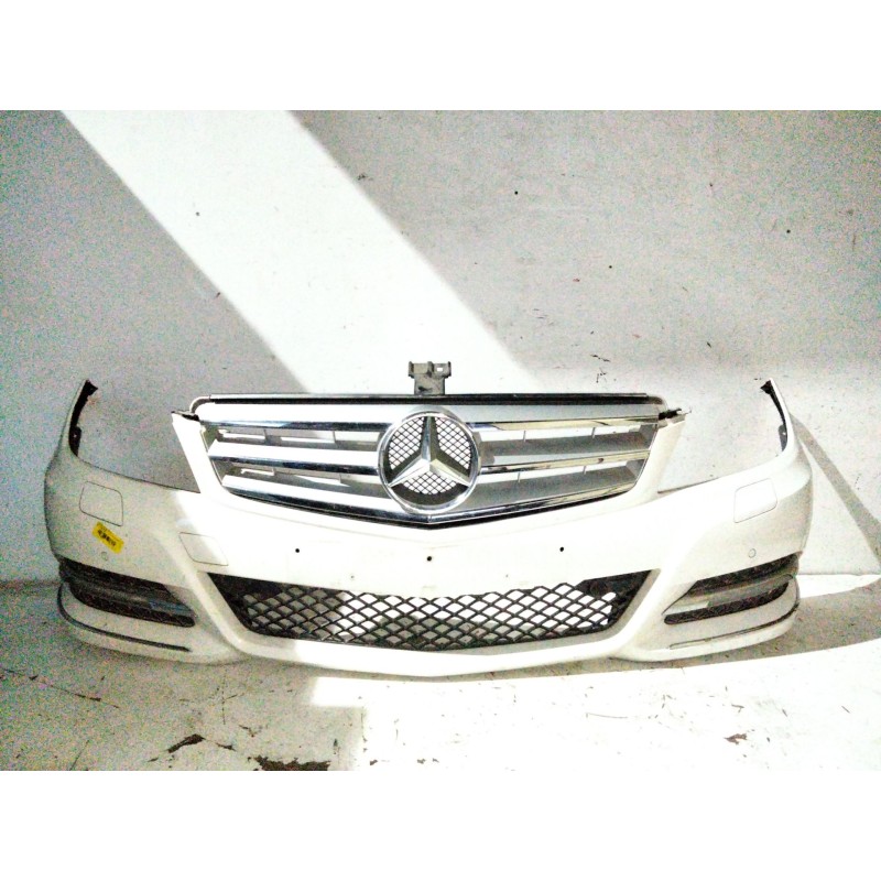 Recambio de paragolpes delantero para mercedes-benz clase c t-model (s204) c 220 cdi (204.202) referencia OEM IAM   