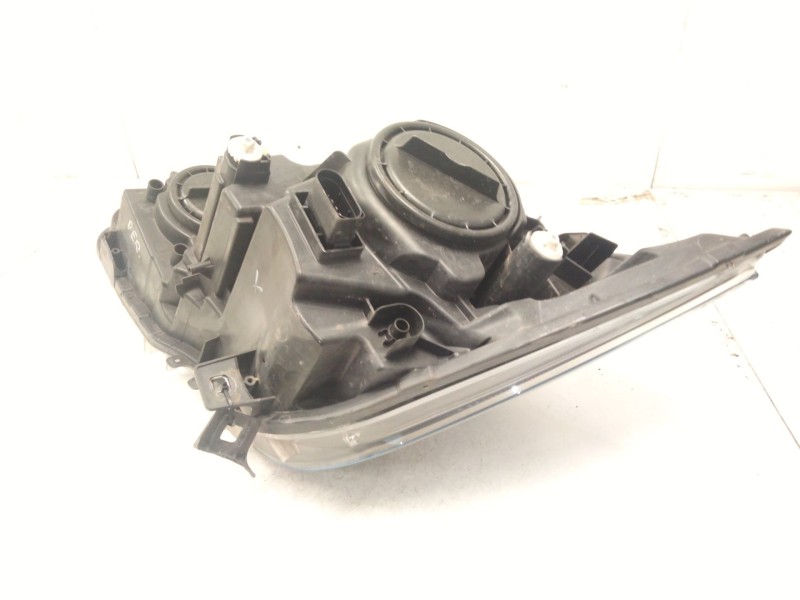 Recambio de faro derecho para mercedes-benz sprinter 3-t furgoneta (b906) 214 cdi (906.611, 906.613) referencia OEM IAM A9068205
