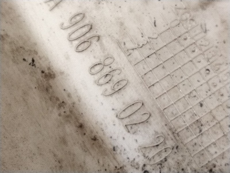 Recambio de deposito limpia para mercedes-benz sprinter 3-t furgoneta (b906) 214 cdi (906.611, 906.613) referencia OEM IAM A9068