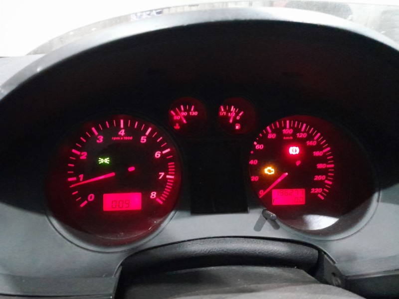 seat ibiza iii (6l1) del año 2003