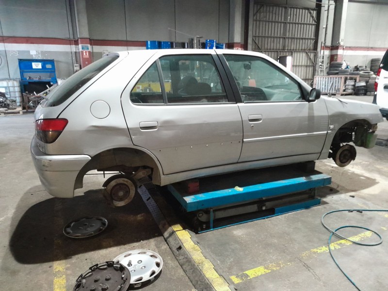 peugeot 306 hatchback (7a, 7c, n3, n5) del año 1999