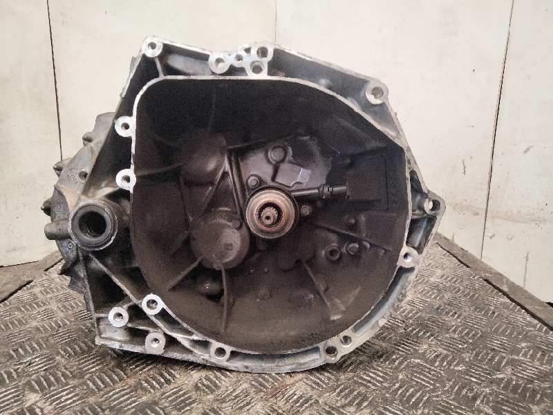 Recambio de caja cambios para peugeot 3008 confort referencia OEM IAM 20EA33  