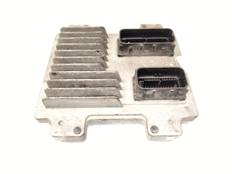 Recambio de centralita motor uce para opel corsa e (x15) 1.4 (08, 68) referencia OEM IAM 12657461 86ABSW58534800HT 