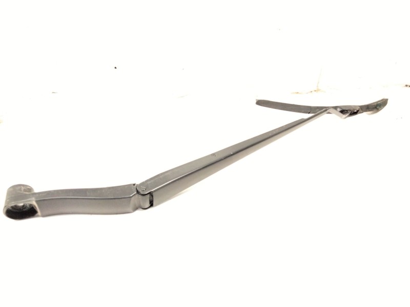 Recambio de brazo limpia delantero derecho para opel insignia b grand sport (z18) 1.5 (68) referencia OEM IAM 134714  