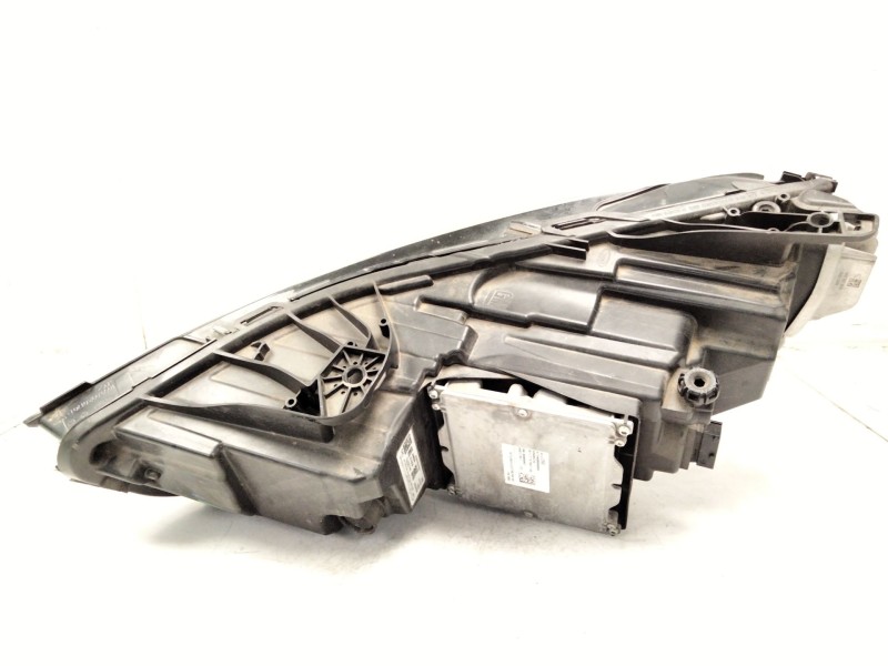 Recambio de faro derecho para opel insignia b grand sport (z18) 1.5 (68) referencia OEM IAM 39122975  