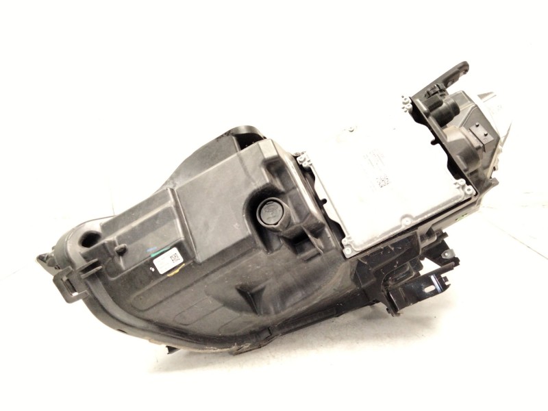 Recambio de faro derecho para opel insignia b grand sport (z18) 1.5 (68) referencia OEM IAM 39122975  