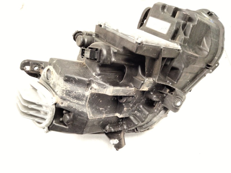 Recambio de faro izquierdo para opel insignia b grand sport (z18) 1.5 (68) referencia OEM IAM 39122974  