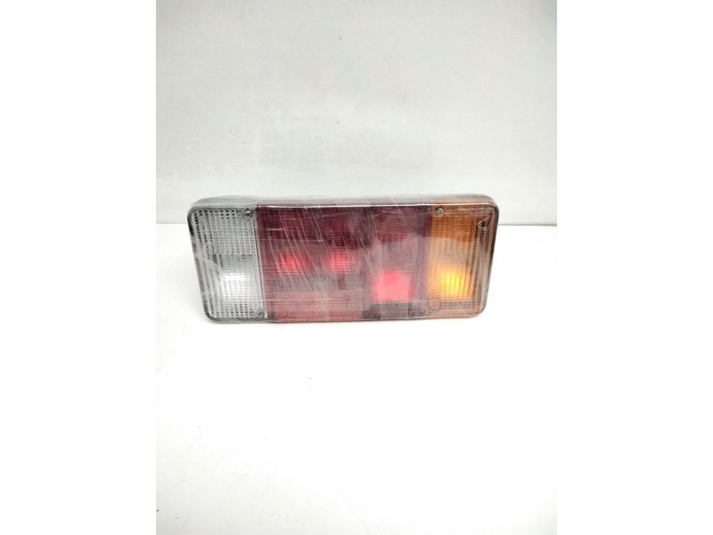 Recambio de piloto trasero derecho para iveco daily caja cerrada (1989 =>) referencia OEM IAM 54571 OLSA 