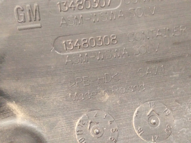 Recambio de deposito limpia para opel insignia b grand sport (z18) 1.5 (68) referencia OEM IAM 13480307  