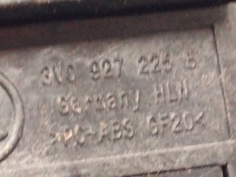 Recambio de palanca freno de mano para skoda superb iii (3v3) 2.0 tdi referencia OEM IAM 3V0927225B  