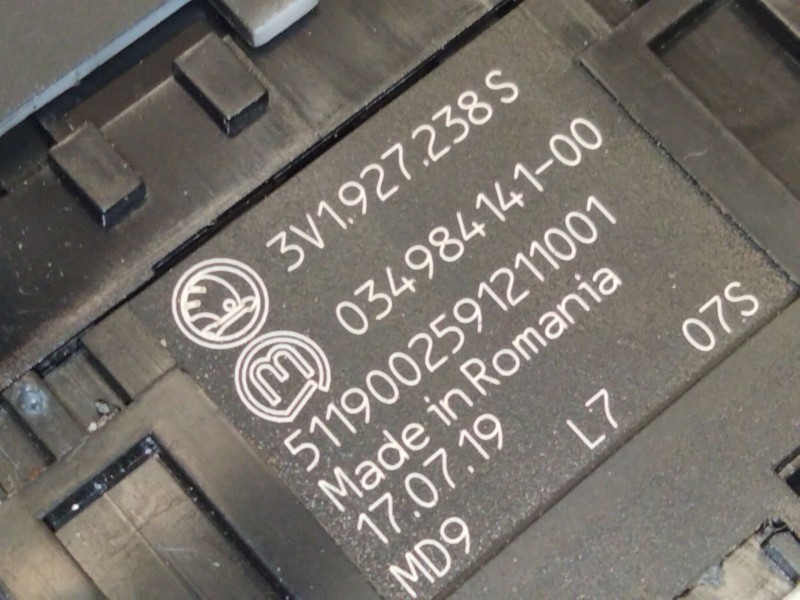 Recambio de mando multifuncion para skoda superb iii (3v3) 2.0 tdi referencia OEM IAM 3V1927238  