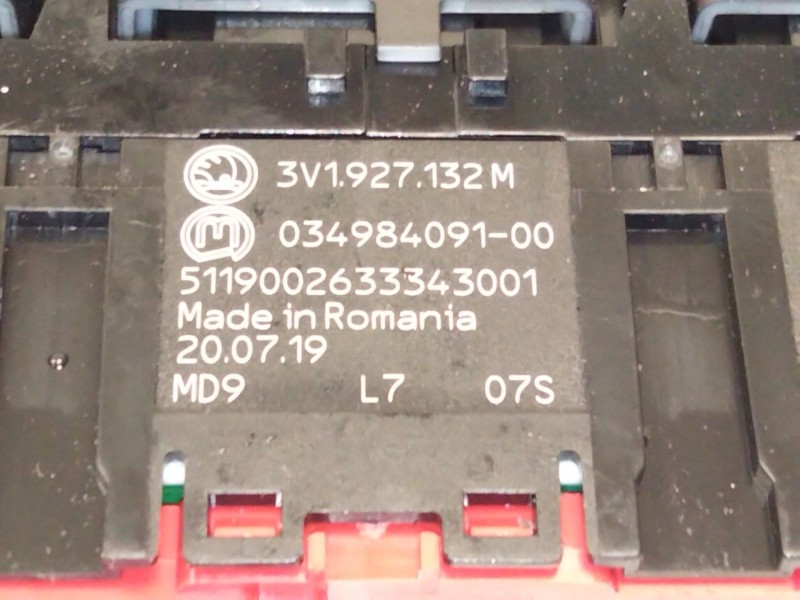 Recambio de mando multifuncion para skoda superb iii (3v3) 2.0 tdi referencia OEM IAM 3V1927132  