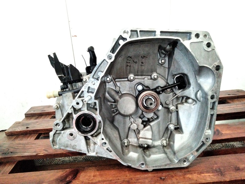 Recambio de caja cambios para dacia dokker monospace (ke_) 1.6 referencia OEM IAM   