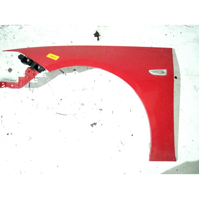 Recambio de aleta delantera izquierda para opel insignia b grand sport (z18) 1.5 (68) referencia OEM IAM   