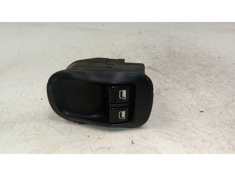 Recambio de mando elevalunas delantero izquierdo para peugeot 306 hatchback (7a, 7c, n3, n5) 2.0 hdi 90 referencia OEM IAM   