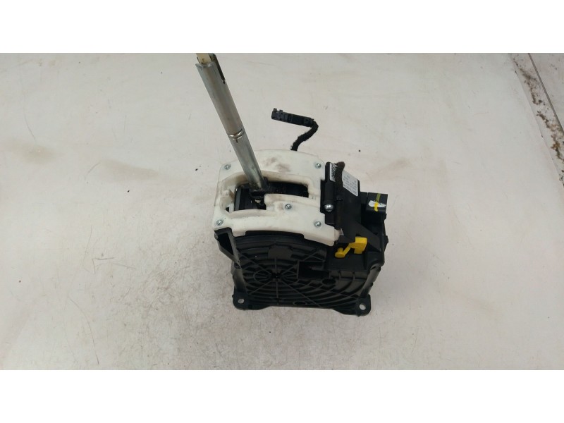 Recambio de palanca cambio para skoda superb iii (3v3) 2.0 tdi referencia OEM IAM 3Q1713023AH  