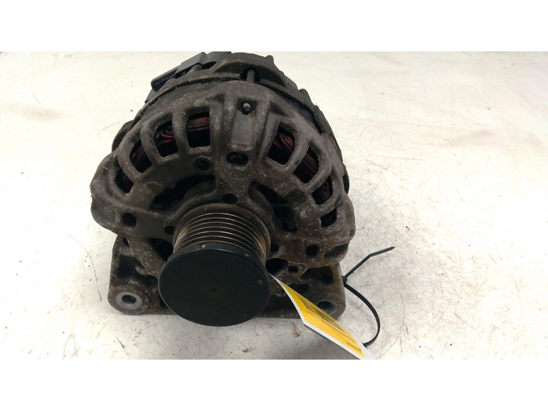 Recambio de alternador para dacia dokker monospace (ke_) 1.6 referencia OEM IAM 231001568R  