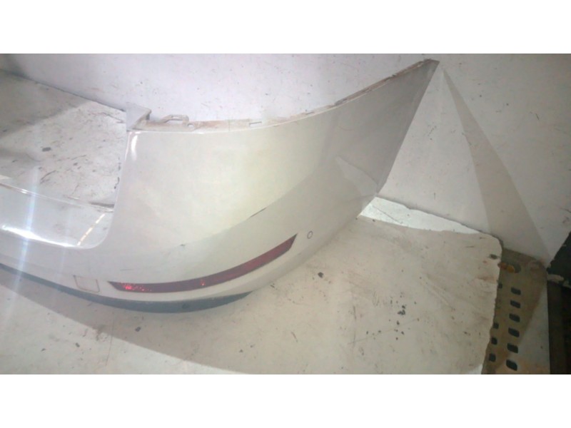 Recambio de paragolpes trasero para skoda superb iii (3v3) 2.0 tdi referencia OEM IAM   