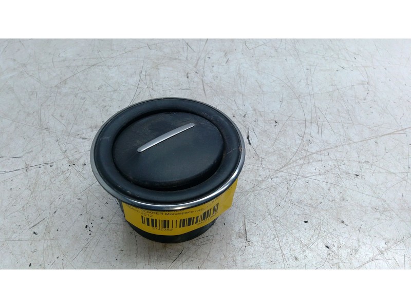 Recambio de aireador izquierdo para dacia dokker monospace (ke_) 1.5 dci (keaj, keah) referencia OEM IAM 687608758R  