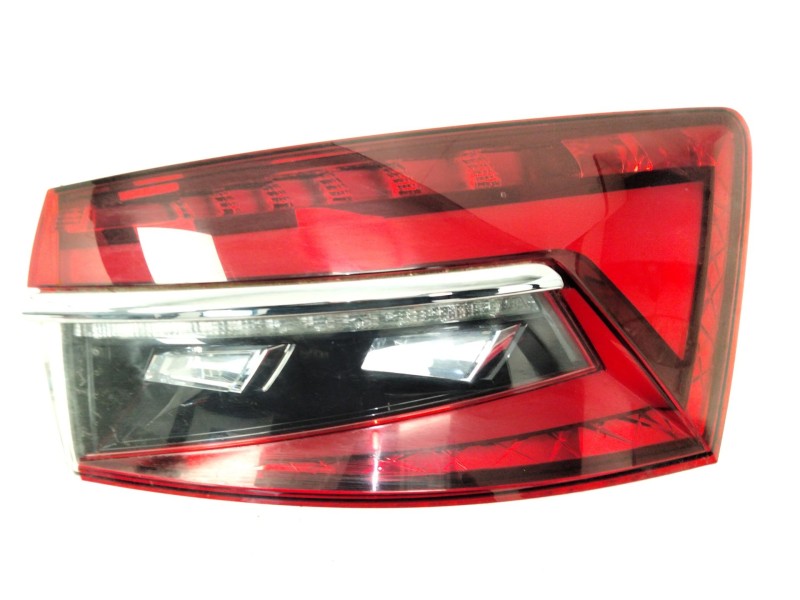 Recambio de piloto trasero derecho para skoda superb iii (3v3) 2.0 tdi referencia OEM IAM 3V9945208  