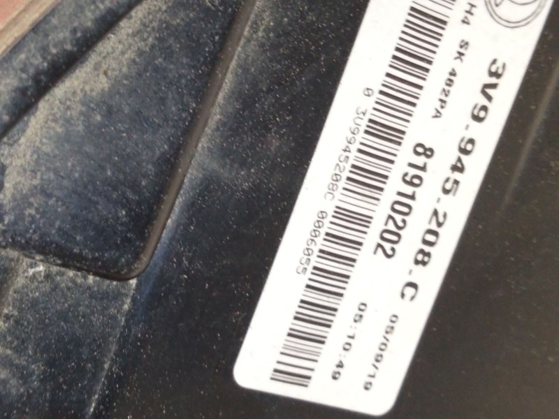 Recambio de piloto trasero derecho para skoda superb iii (3v3) 2.0 tdi referencia OEM IAM 3V9945208  