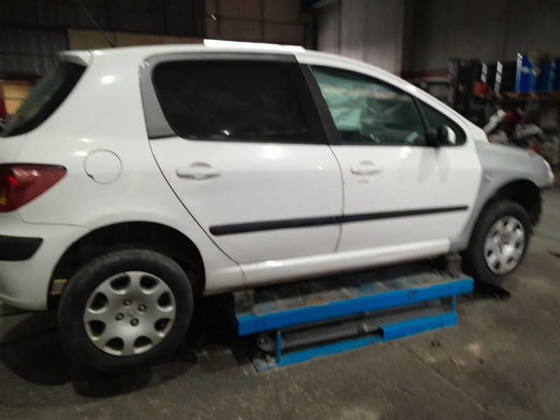 peugeot 307 (3a/c) del año 2001