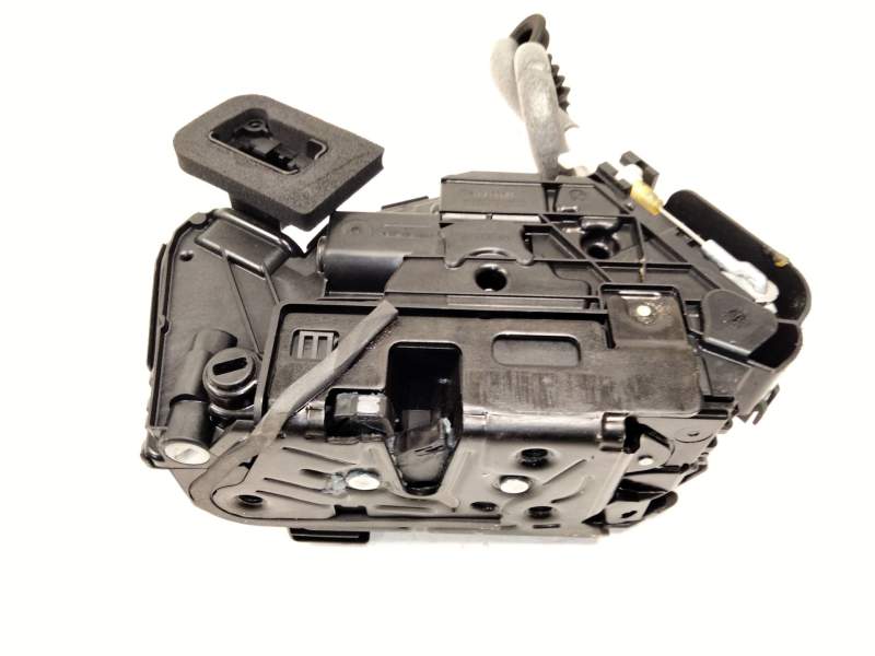 Recambio de cerradura puerta trasera izquierda para skoda karoq (nu7, nd7) 1.5 tsi referencia OEM IAM 5TA839015  