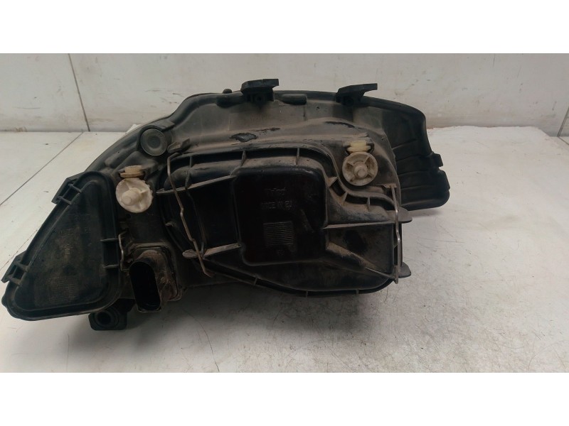 Recambio de faro izquierdo para seat ibiza iii (6l1) 1.4 16v referencia OEM IAM 6L1941005A  