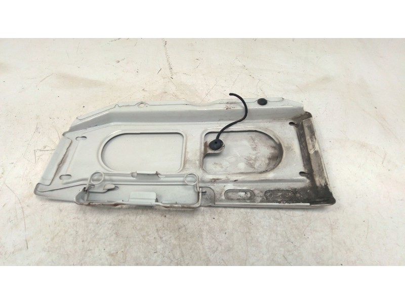 Recambio de tapa exterior combustible para mercedes-benz sprinter 3-t furgoneta (b906) 214 cdi (906.611, 906.613) referencia OEM