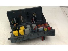 Recambio de caja fusibles para mercedes-benz sprinter 3-t furgoneta (b906) 214 cdi (906.611, 906.613) referencia OEM IAM A906900