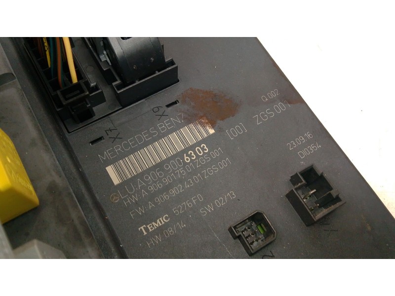 Recambio de caja fusibles para mercedes-benz sprinter 3-t furgoneta (b906) 214 cdi (906.611, 906.613) referencia OEM IAM A906900