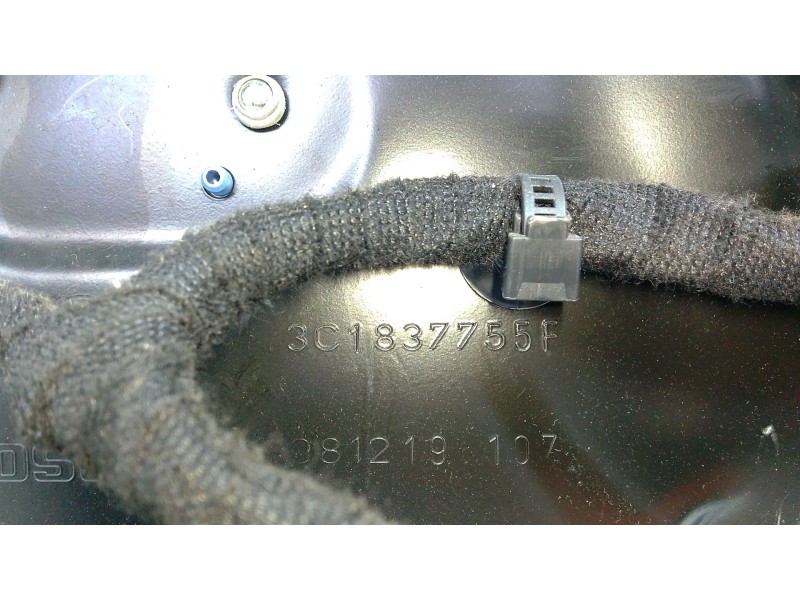 Recambio de elevalunas delantero izquierdo para volkswagen passat b6 (3c2) 2.0 tdi referencia OEM IAM 3C1837755F  