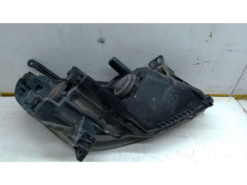 Recambio de faro izquierdo para opel zafira / zafira family b (a05) 1.9 cdti (m75) referencia OEM IAM 24451052  