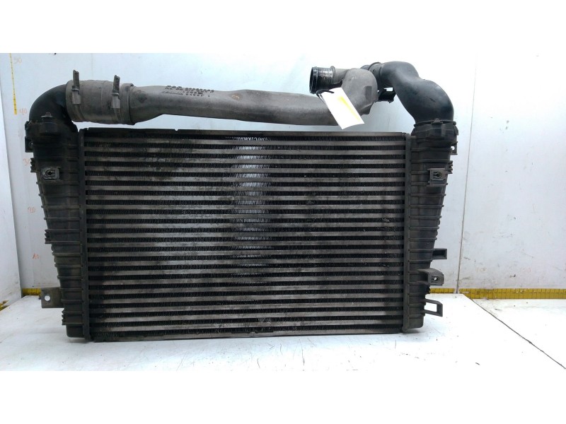Recambio de intercooler para opel zafira / zafira family b (a05) 1.9 cdti (m75) referencia OEM IAM 13223395  