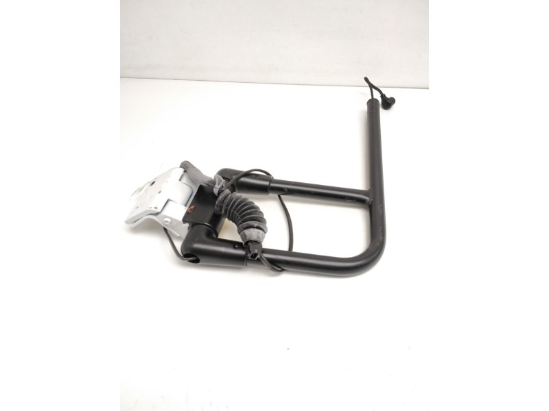 Recambio de soporte retrovisor para mercedes-benz vario (tw2) bm 668 / 670 referencia OEM IAM A6708100114 LADO IZQUIERDO 2538344