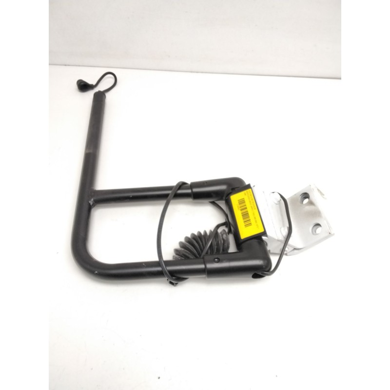 Recambio de soporte retrovisor para mercedes-benz vario (tw2) bm 668 / 670 referencia OEM IAM A6708100114 LADO IZQUIERDO 2538344