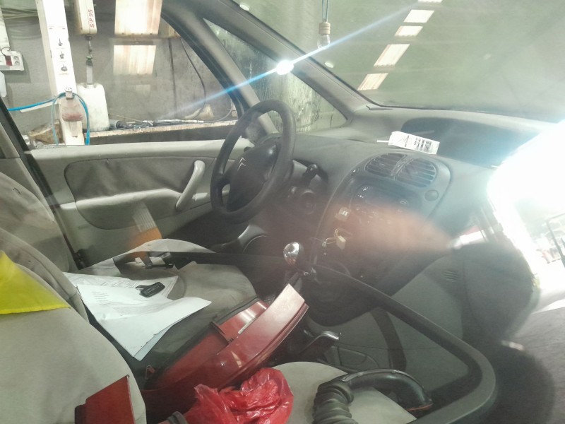 citroën xsara picasso (n68) del año 2004