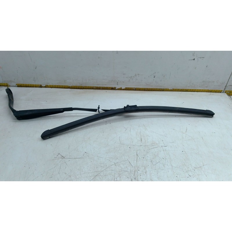 Recambio de brazo limpia delantero izquierdo para mercedes-benz clase c t-model (s204) c 220 cdi (204.202) referencia OEM IAM 97