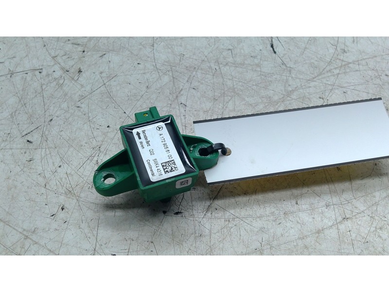 Recambio de sensor impacto lateral para mercedes-benz clase c t-model (s204) c 220 cdi (204.202) referencia OEM IAM A1729056100 