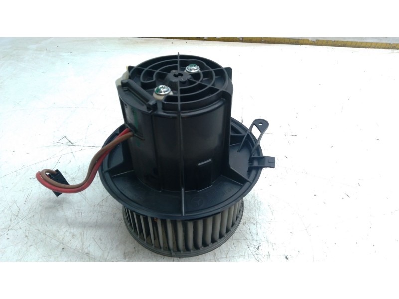 Recambio de motor calefaccion para mercedes-benz clase c t-model (s204) c 220 cdi (204.202) referencia OEM IAM W204LL4  