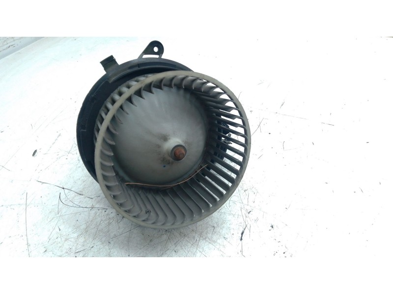 Recambio de motor calefaccion para mercedes-benz clase c t-model (s204) c 220 cdi (204.202) referencia OEM IAM W204LL4  