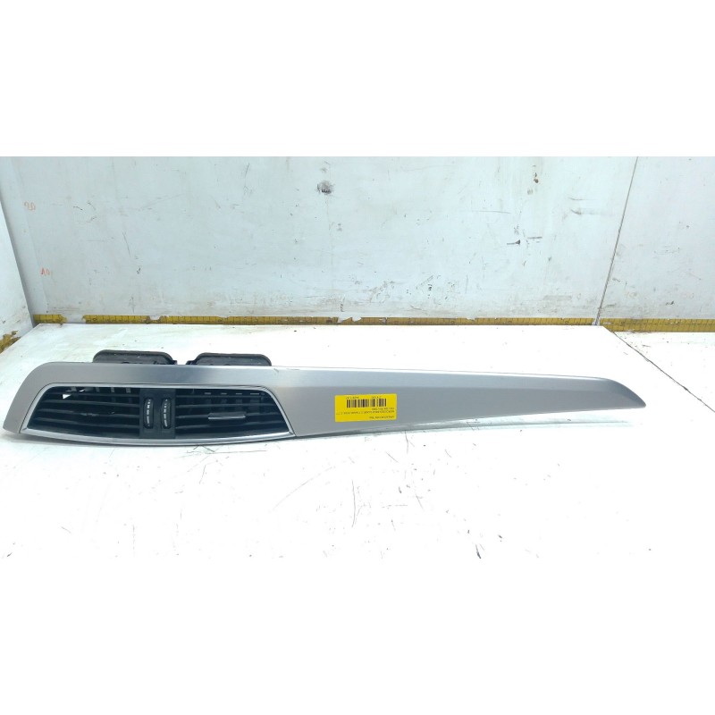 Recambio de aireador central para mercedes-benz clase c t-model (s204) c 220 cdi (204.202) referencia OEM IAM A2048306154  