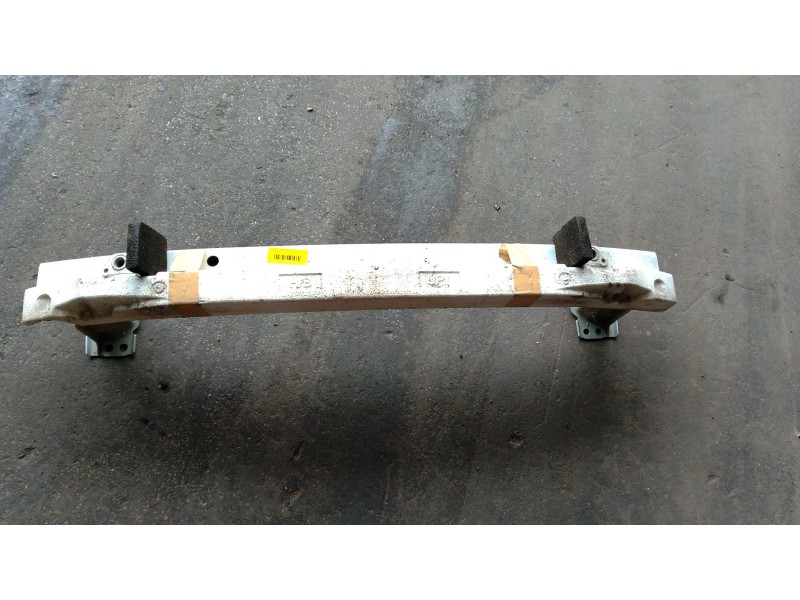 Recambio de refuerzo paragolpes delantero para toyota auris (_e15_) 1.8 hybrid (zwe150_) referencia OEM IAM 5202102120  