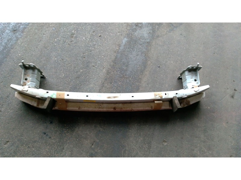 Recambio de refuerzo paragolpes delantero para toyota auris (_e15_) 1.8 hybrid (zwe150_) referencia OEM IAM 5202102120  