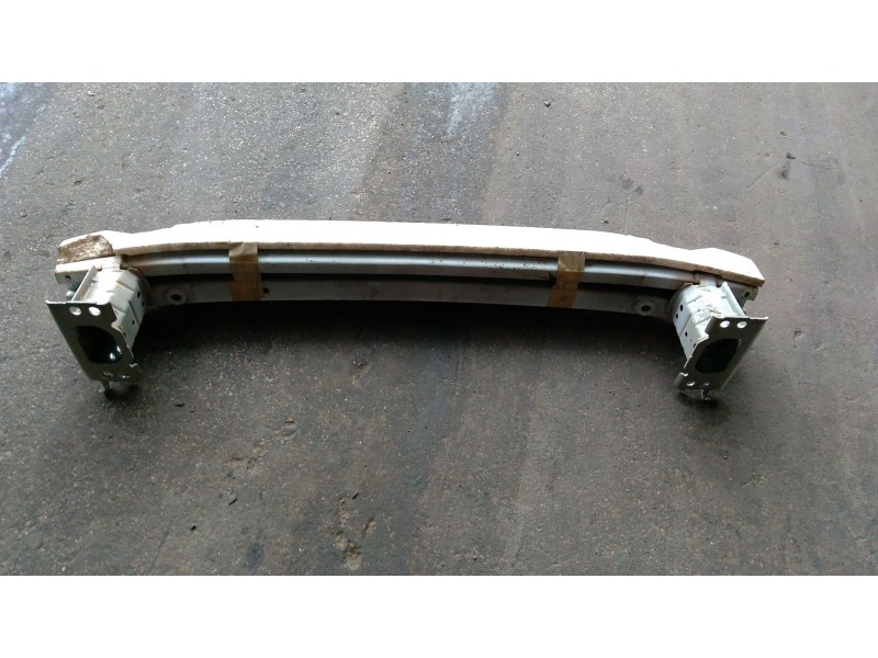 Recambio de refuerzo paragolpes delantero para toyota auris (_e15_) 1.8 hybrid (zwe150_) referencia OEM IAM 5202102120  