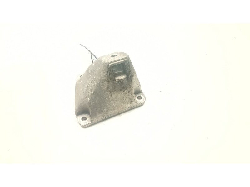 Recambio de soporte motor izquierdo superior para bmw 5 touring (f11) 520 d referencia OEM IAM 22116781242  